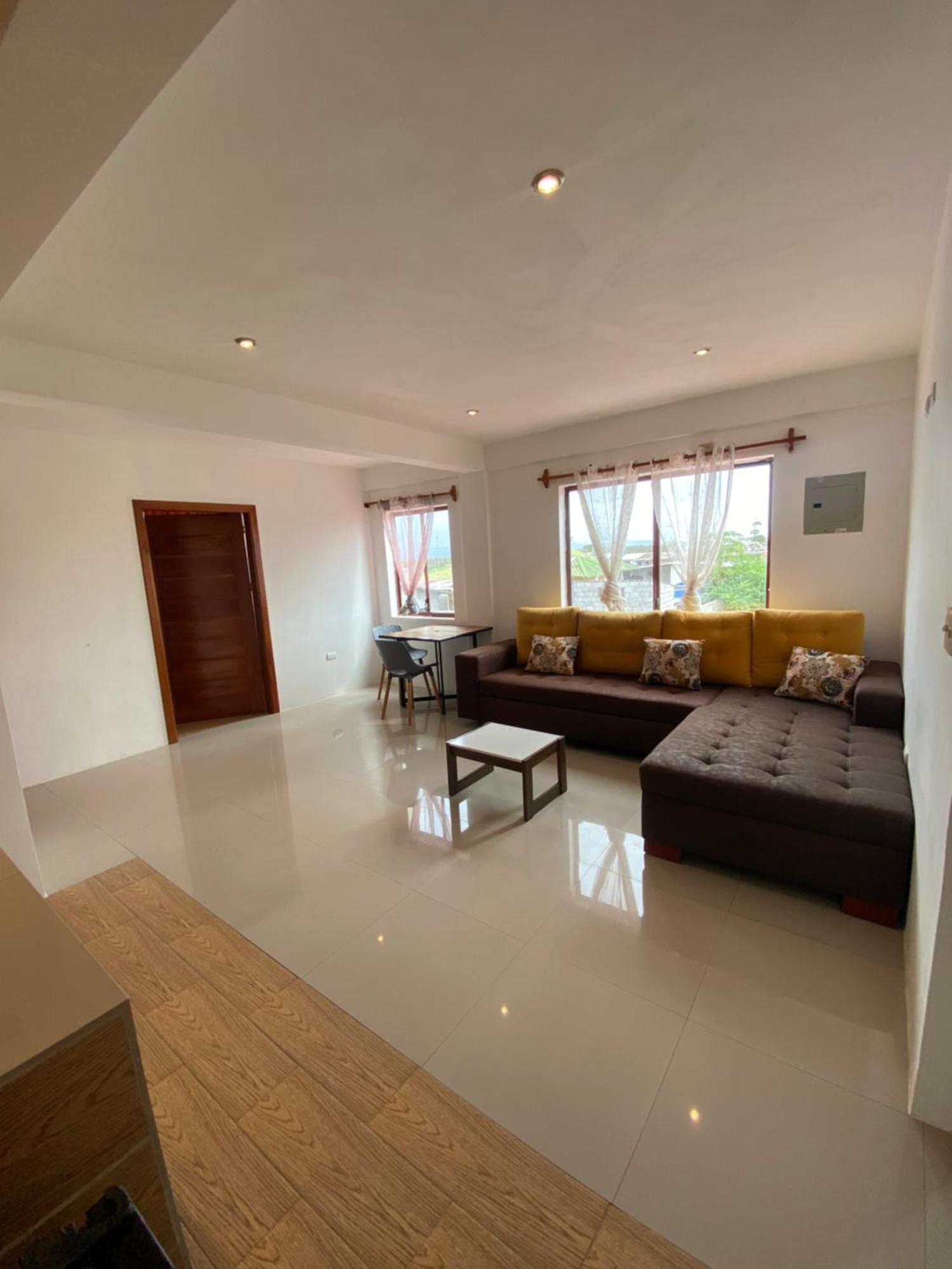 Black Pearl Puerto Villamil Ngoại thất bức ảnh